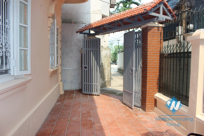 Bright renovated house with 3 bedroom and a huge garden for rent in Westlake Tay Ho, Ha Noi
